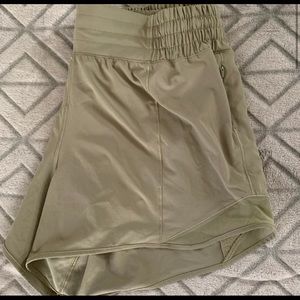 Lululemon hotty hot shorts